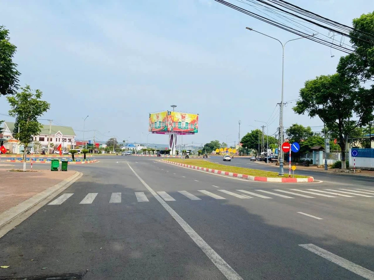 Bán đất 7x23m trục chính cổng chào Thôn 8 Hòa Thắng, Phường Tân Lập, Buôn Ma Thuột - Ảnh thu nhỏ 2