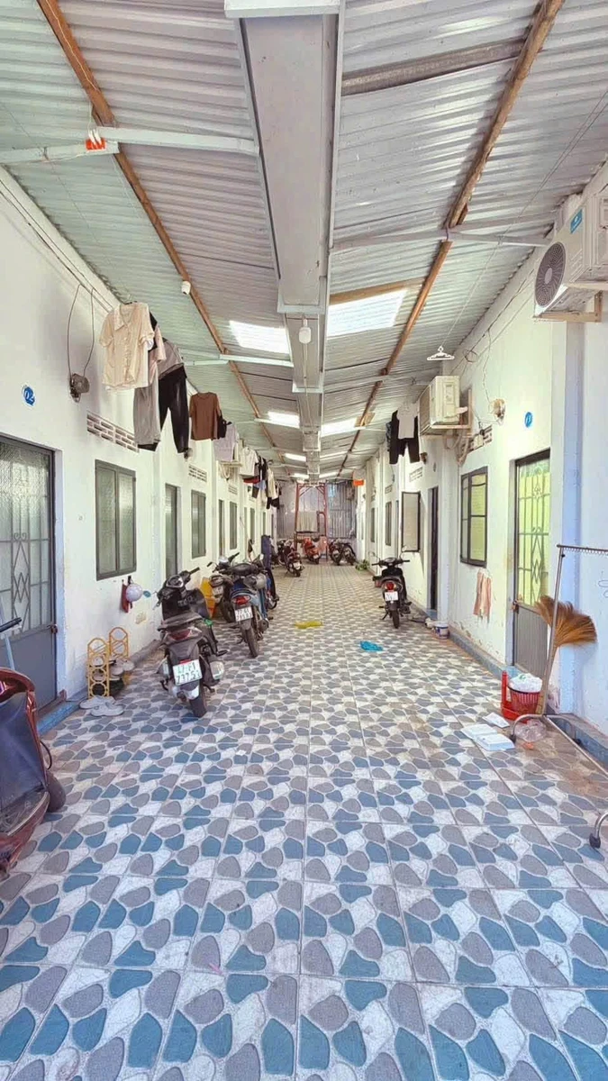 Bán dãy trọ 14 phòng hẻm 70 Y Wang, sau ĐH Tây Nguyên, Buôn Ma Thuột, giá 6,9 tỷ - Ảnh thu nhỏ 2