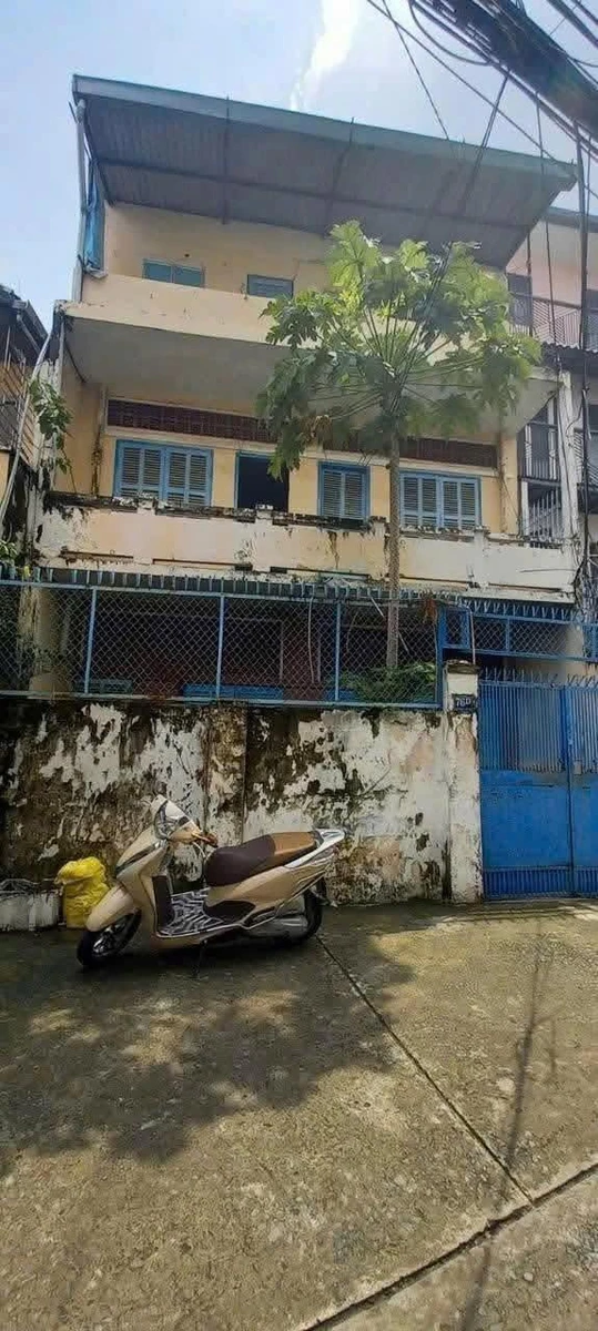 Bán nhà hẻm Quận 1, 110m2, ngang 7.3m, Phường Tân Định - Ảnh 1