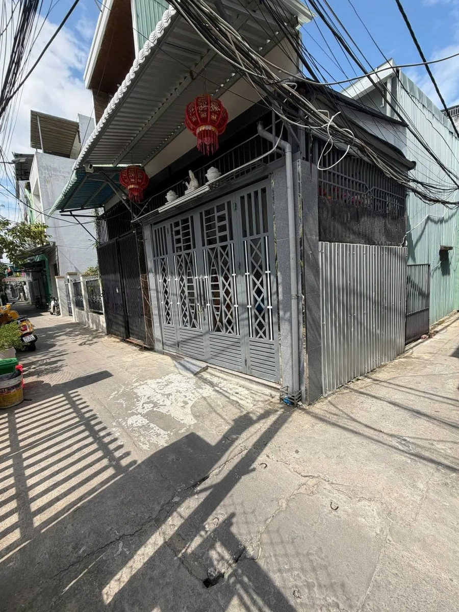 Nhà gác lửng lô góc 2 mặt tiền Hà Huy Tập, 50m², 2 PN, 2.85 tỷ - Ảnh 1