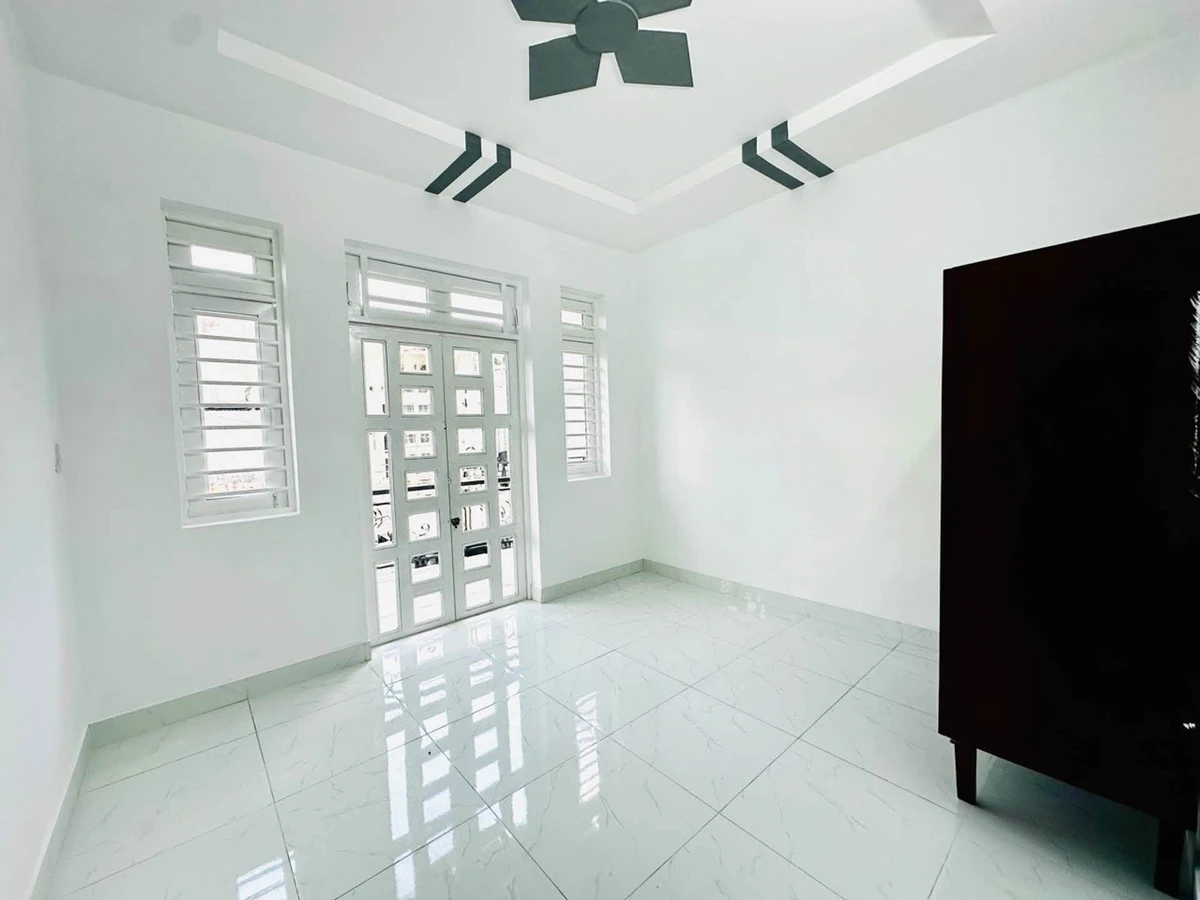 Bán nhà 2 tầng 40.5m2 đường Tân Thới Hiệp 13, Quận 12 giá 2.98 tỷ - Ảnh thu nhỏ 4