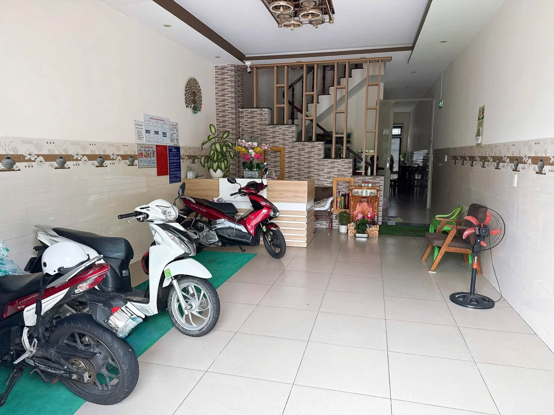 Bán nhà nghỉ mặt tiền 90m² Bà Rịa, 9 phòng, 5,8 tỷ - Ảnh 1