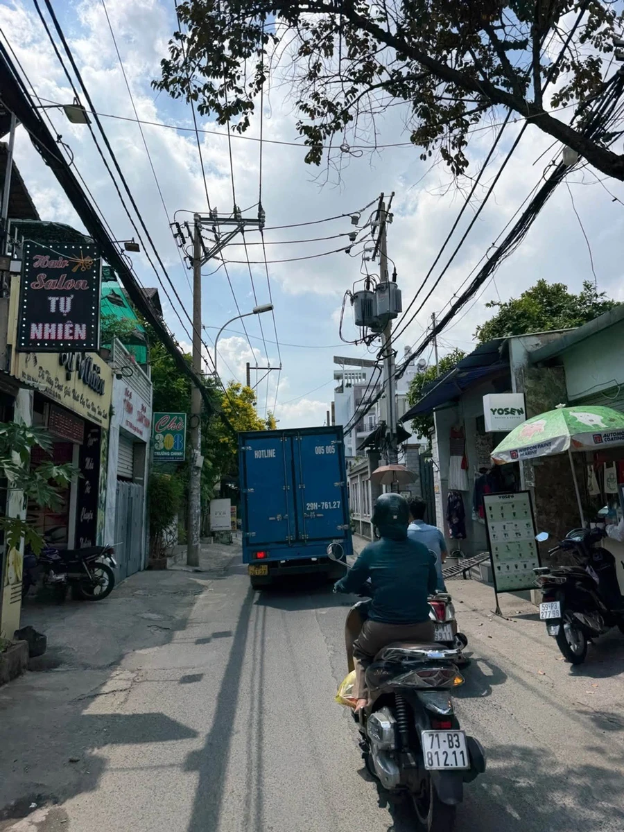 Bán nhà 4 tầng 52m2, 7PN, ô tô ngủ trong nhà, Huỳnh Văn Nghệ, Gò Vấp, giá hơn 6 tỷ - Ảnh thu nhỏ 2