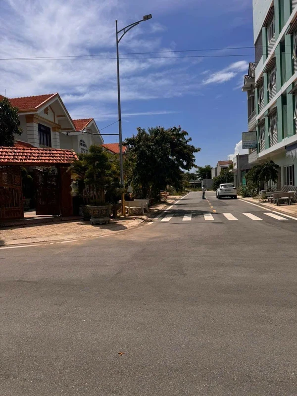 Bán đất thổ cư 4,5x18m giá 2,4 tỷ tại Khu K2, Phan Rang, Khánh Hòa