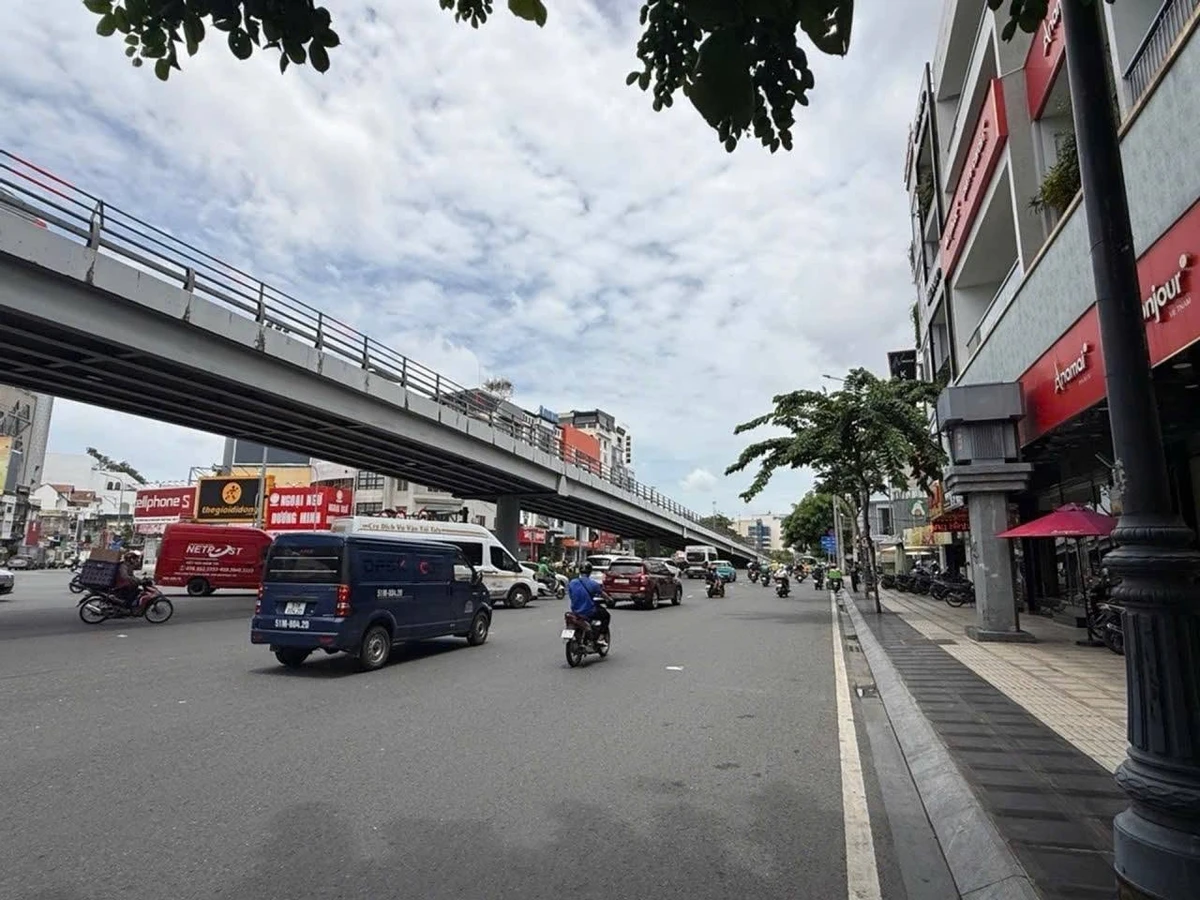 Bán nhà 1 trệt 1 lầu 67m2 gần Thăng Long - Cộng Hòa, Tân Bình, giá nhỉnh 13 tỷ - Ảnh 1