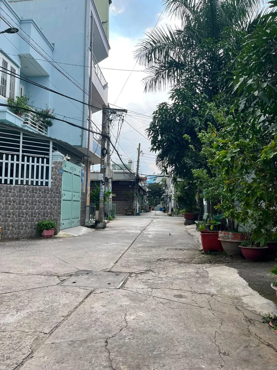 Bán đất lô góc 4x18 (72m²) gần Lê Văn Quới, giá 5 tỷ - Ảnh 1