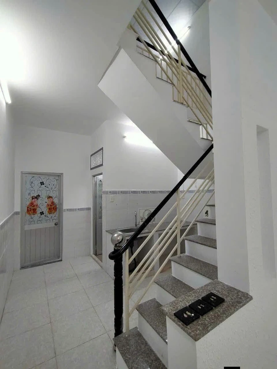 Bán nhà Bình Chánh 52m² 2 phòng 1 tỷ 450 triệu - Ảnh thu nhỏ 5