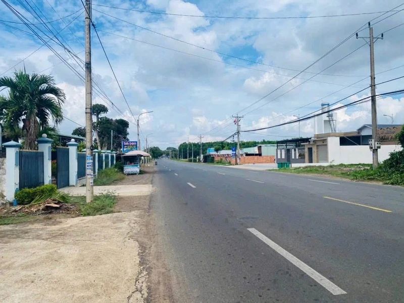 Bán đất mặt tiền QL55 750m2 tại Bình Dương 4,99 tỷ