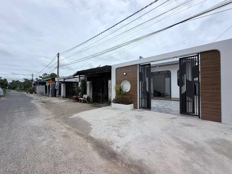 Bán nhà hẻm 43 Phạm Hùng, Tây Ninh, 300m², 3PN 2WC, 1,79 tỷ