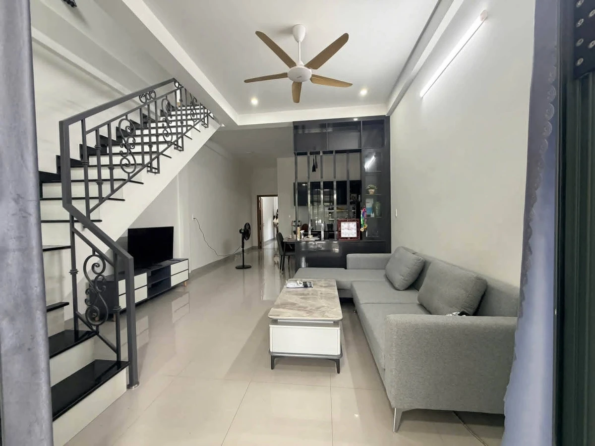 Bán nhà 2 tầng 92m² đường ô tô Huế 2 tỷ - Ảnh thu nhỏ 3