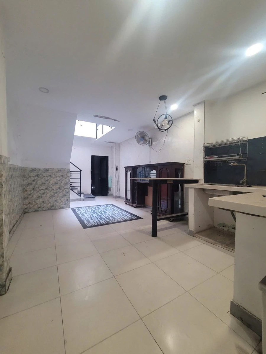 Bán nhà 2 mặt tiền 70m² 4PN Diên Hồng Bình Thạnh 9.5 tỷ - Ảnh thu nhỏ 3