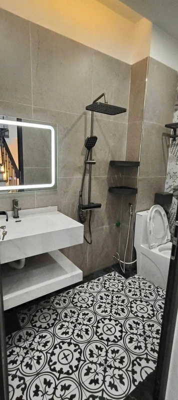 Bán nhà 3 tầng 42m2 ngõ phố Bá Liễu, Hải Tân, Hải Dương