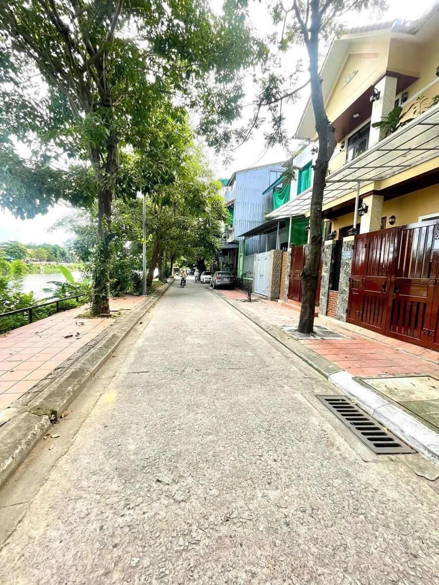 Bán nhà 3 tầng mặt tiền Phùng Hưng 125m² - 2,9 tỷ - Ảnh thu nhỏ 2