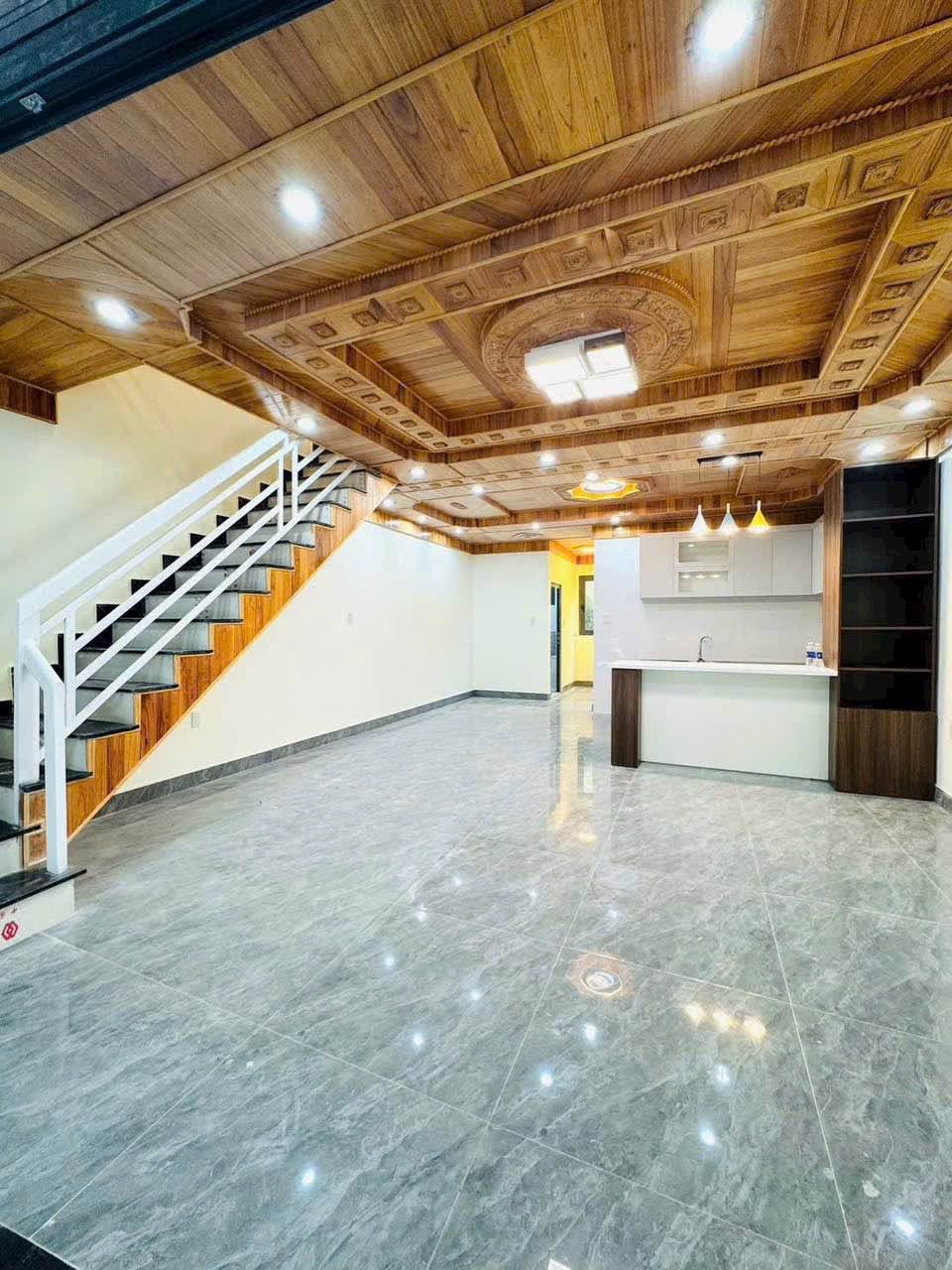 Bán nhà 2 tầng 3PN 170m2 Nguyễn Hoàng, Đà Lạt - Ảnh thu nhỏ 3