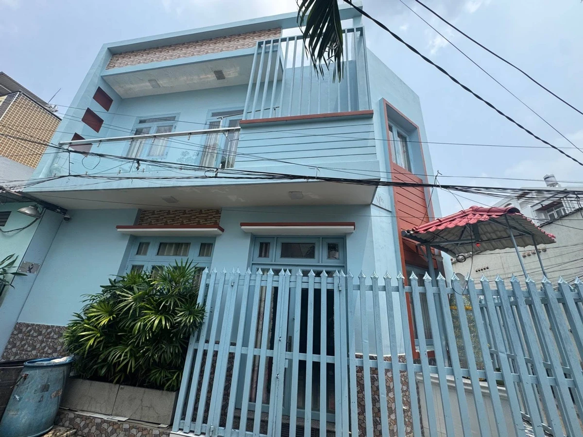 Bán nhà hẻm xe hơi 68m2 3PN gần chợ Lê Đình Cẩn, Bình Tân, giá 4,8 tỷ - Ảnh thu nhỏ 2