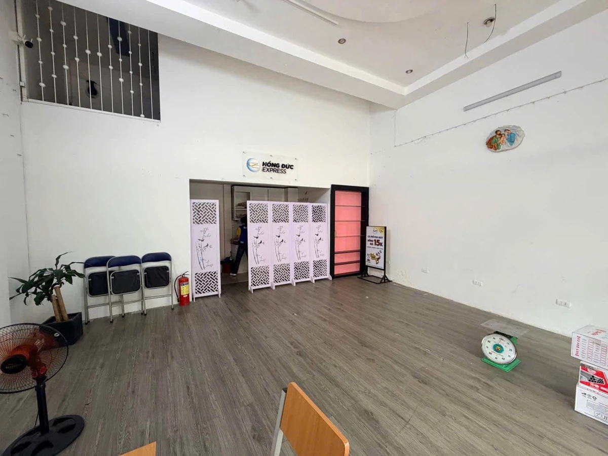 Bán nhà mặt tiền Lê Đại Hành, Q.1, 43m² - 7,95 tỷ - Ảnh thu nhỏ 2