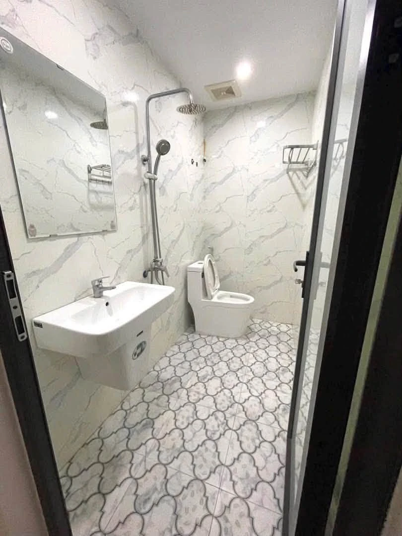 Bán nhà độc lập 44m² 2 tầng ngõ Phạm Hữu Điều Quận 6 - Ảnh thu nhỏ 5