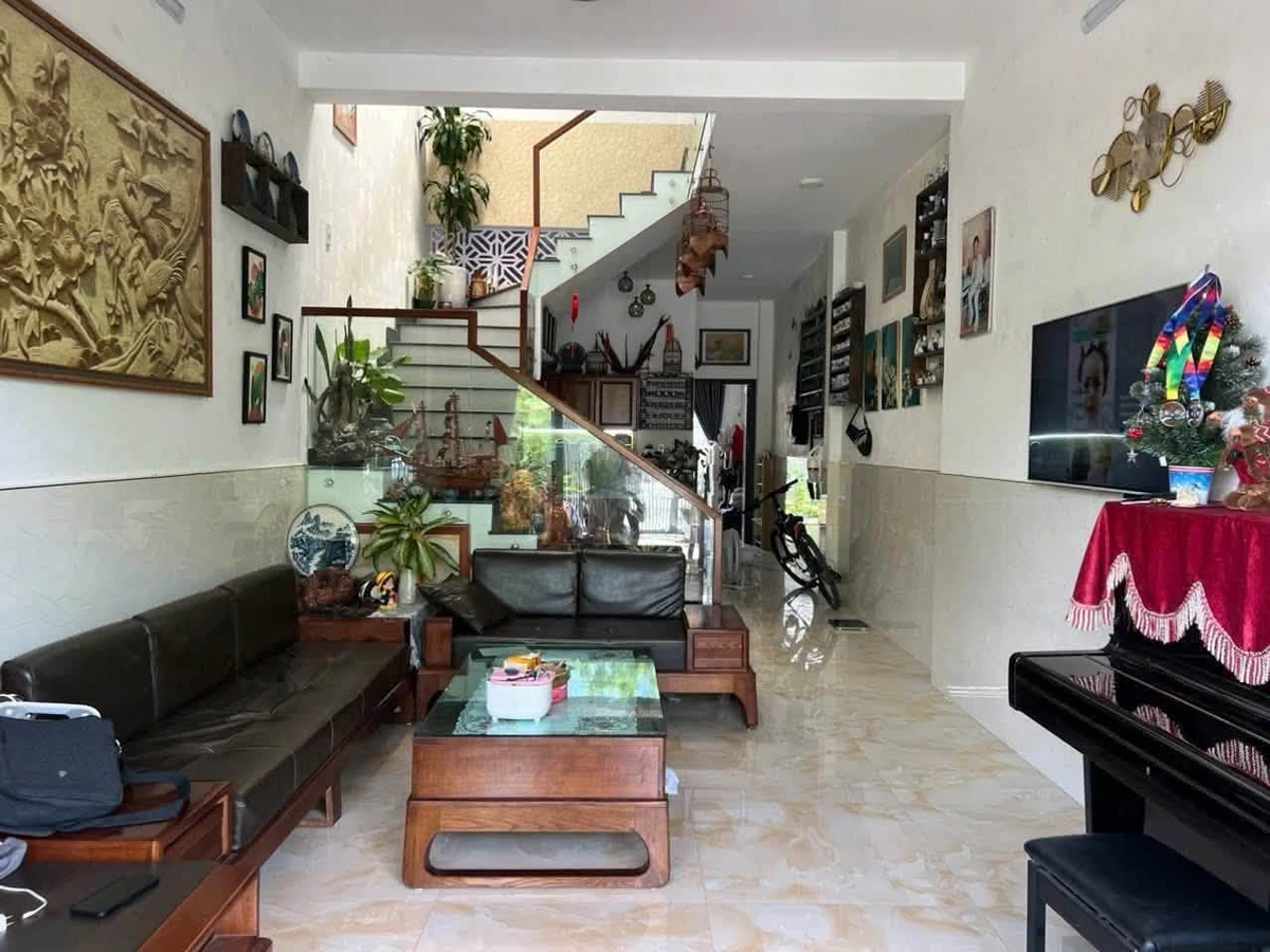 Nhà 2 tầng 100m² đường Út Tịch, Huế, giá 3 tỷ 9 - Ảnh thu nhỏ 4