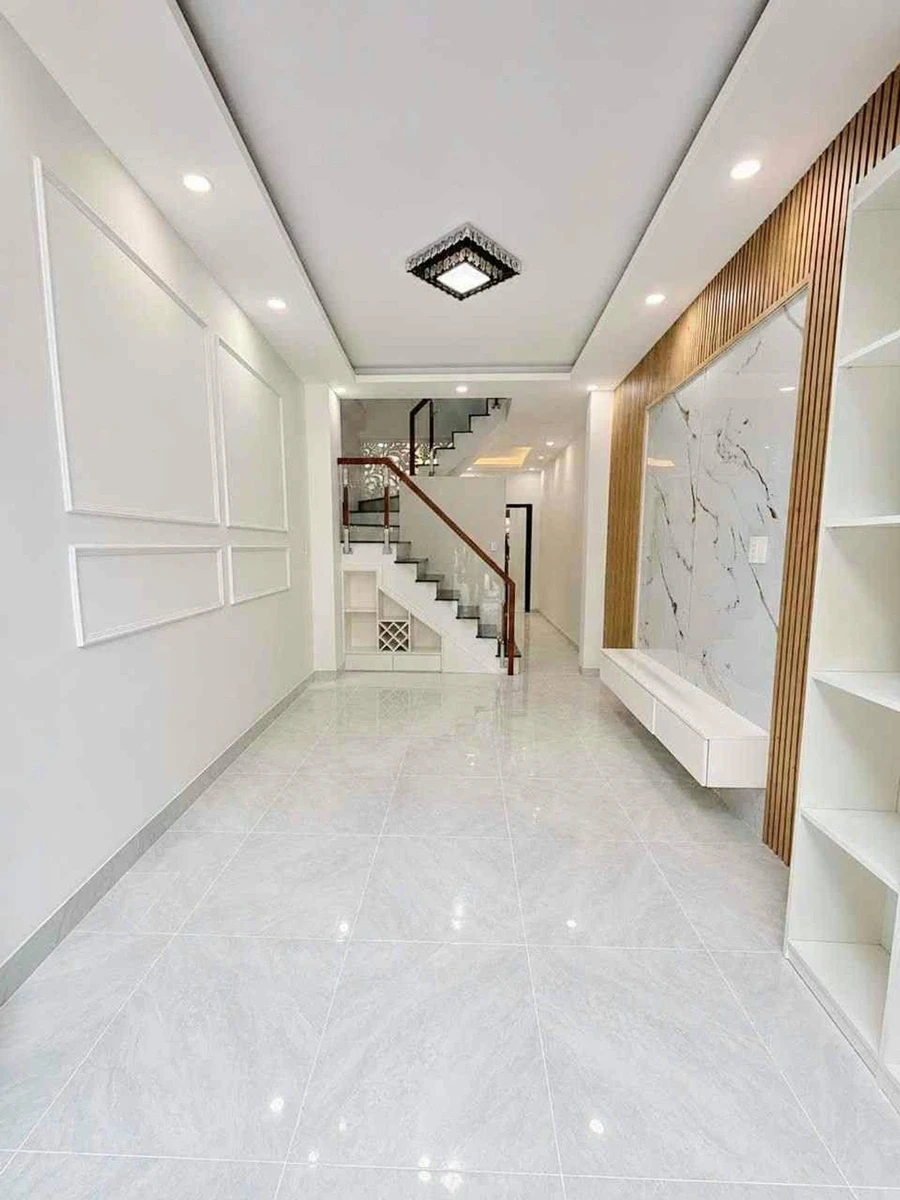 Bán nhà 2 tầng 3 phòng ngủ mặt tiền Phú Định, Tân Phú, 3,95 tỷ - Ảnh 1