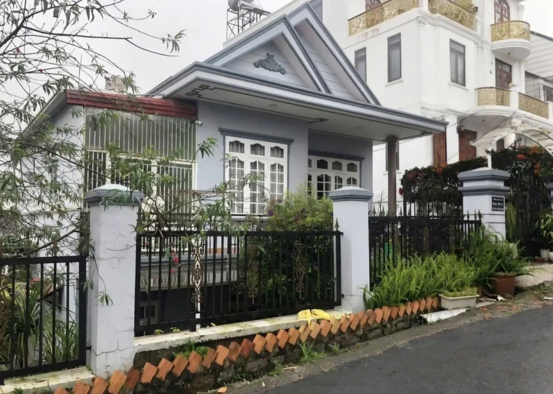Bán nhà 2 mặt tiền 372,9m² đường Lữ Gia, Phường Lâm Viên, Đà Lạt giá 13 tỷ