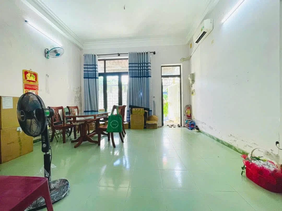 Bán nhà 3 tầng 100m² mặt tiền Phạm Văn Bạch, Hải Châu, Đà Nẵng - Ảnh thu nhỏ 4