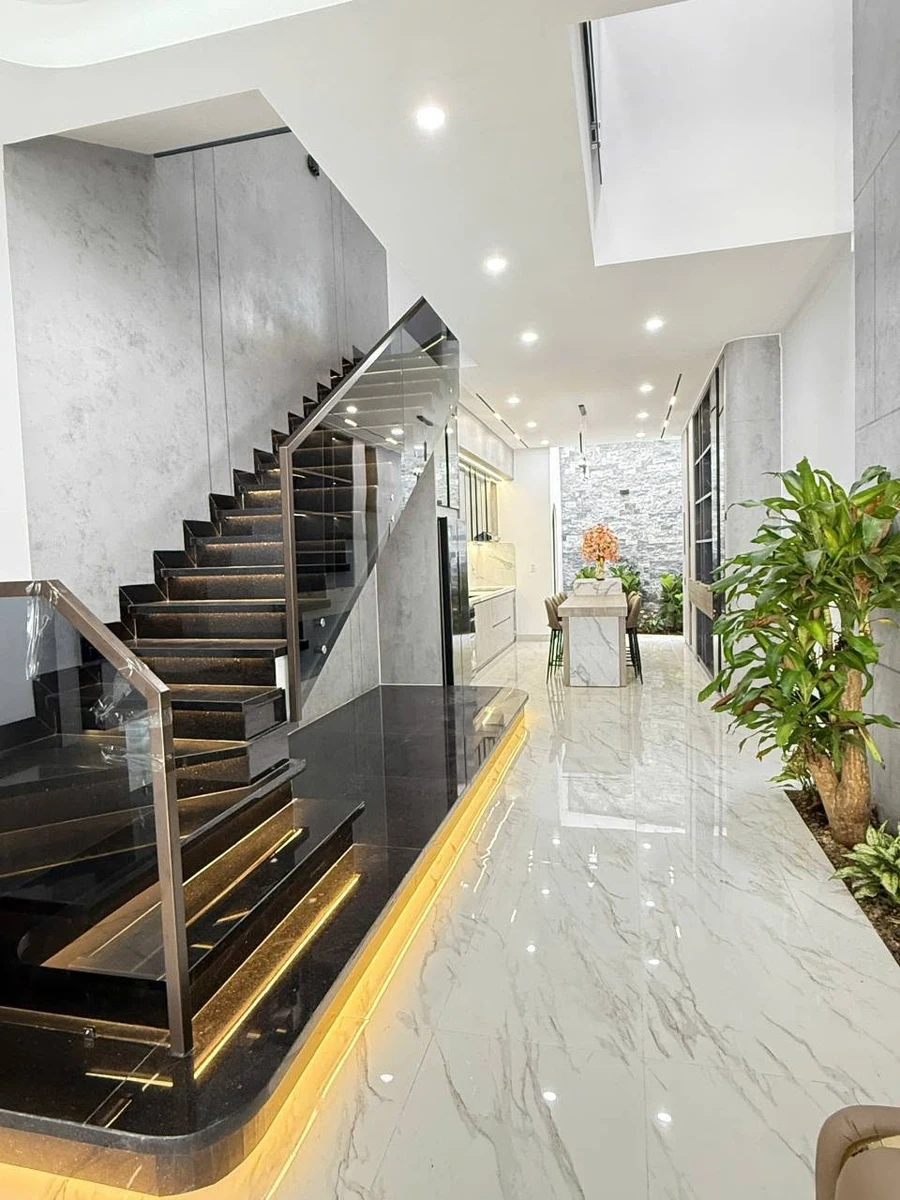 Nhà phố mới 3PN 92m² Buôn Ma Thuột giá 4.65 tỷ - Ảnh thu nhỏ 3