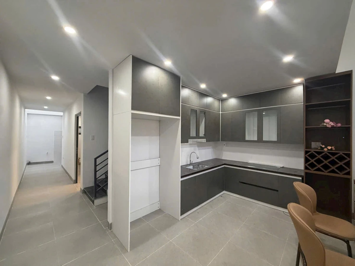 Bán nhà Nha Trang khu AT Vĩnh Hải 100m2 4,15 tỷ - Ảnh thu nhỏ 2