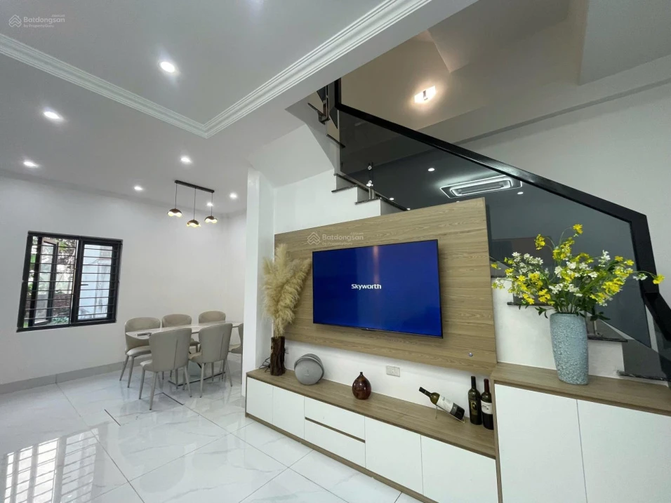 Bán nhà đường Phạm Thận Duật 68m, MT: 5m chỉ 3,x tỷ. Ô tô, gần phố, full nội thất - Ảnh thu nhỏ 2