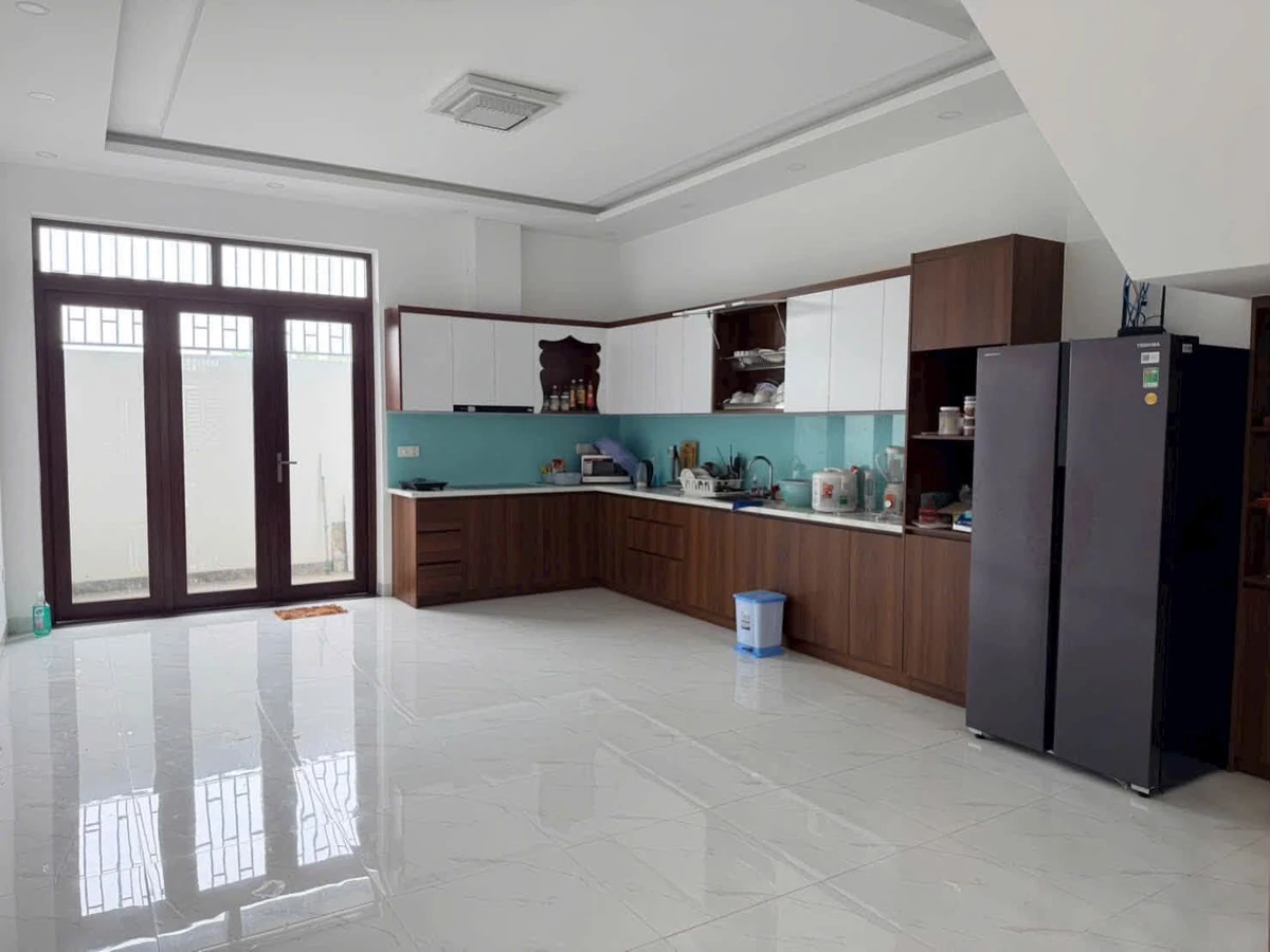 Bán nhà 3 tầng 100m2 Nha Trang 7 tỷ 850 triệu - Ảnh thu nhỏ 5