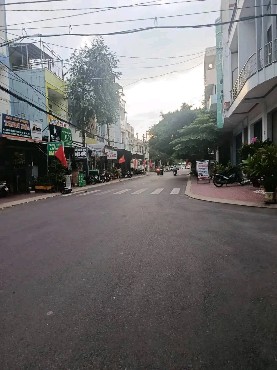 Bán nhà mặt tiền 42m2 đường Xuân Thủy, Quy Nhơn - Ảnh thu nhỏ 2
