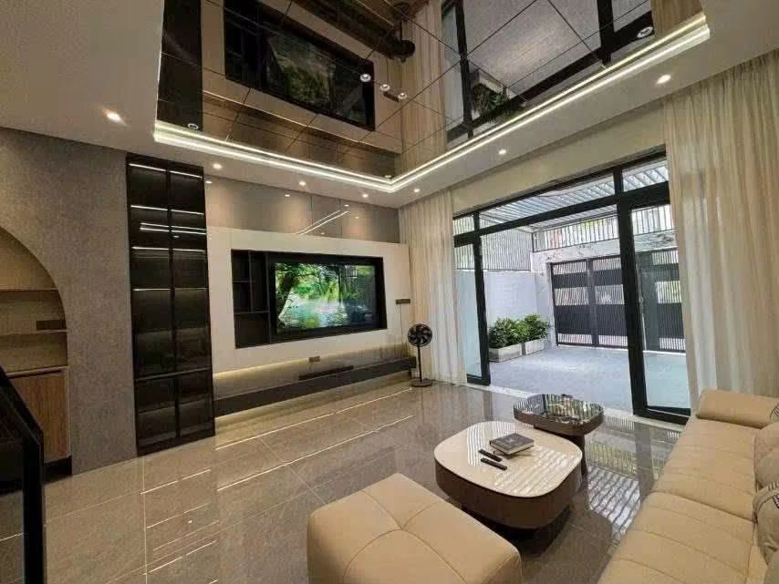 Bán nhà 3 tầng 100m², 3 PN, Mỹ Gia, Nha Trang - Ảnh thu nhỏ 2