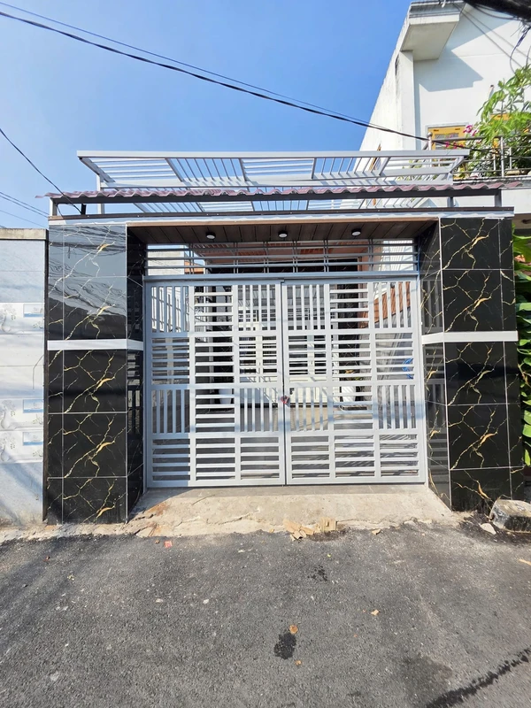 Bán nhà 2PN 93.7m2 gần chợ Dĩ An, Thành phố Dĩ An - 4.6 tỷ