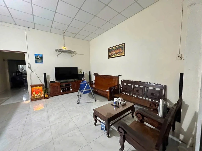 Bán nhà mặt tiền đường nhựa 7m, 95m2 khu TĐC Hàm Liêm, gần KCN Phan Thiết, giá 1,4 tỷ