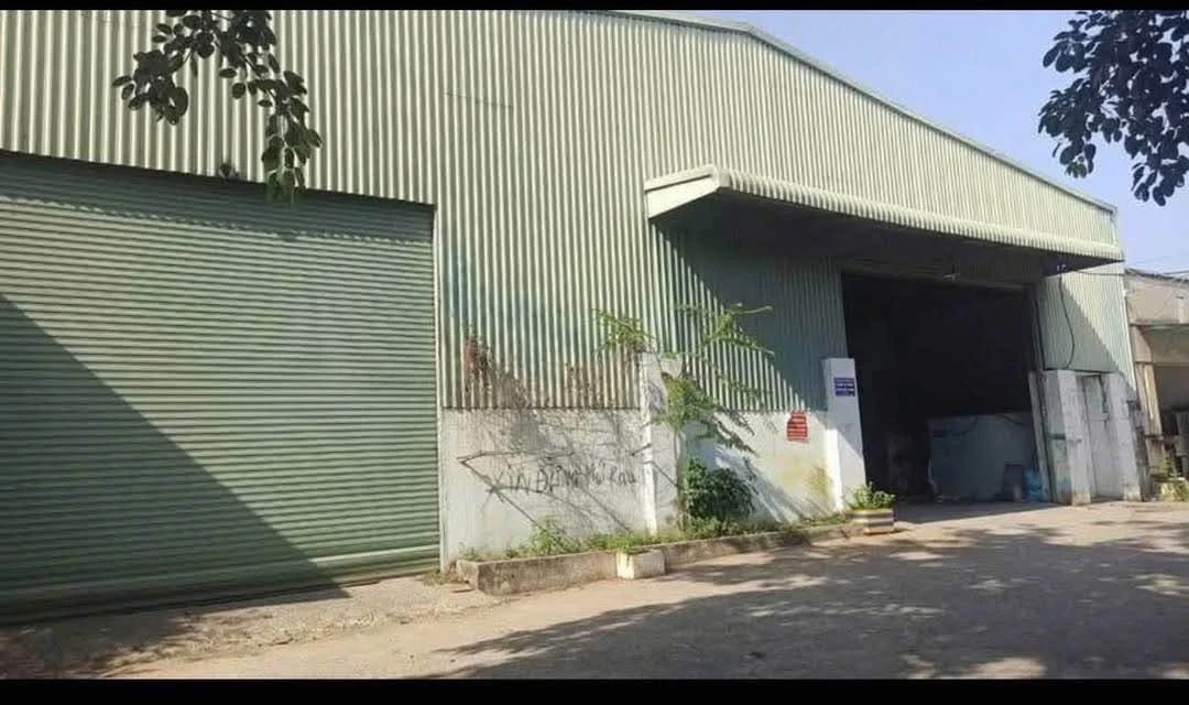 Bán gấp xưởng 1000m2 cho thuê 36tr/tháng, giá 16 tỷ - Ảnh thu nhỏ 2