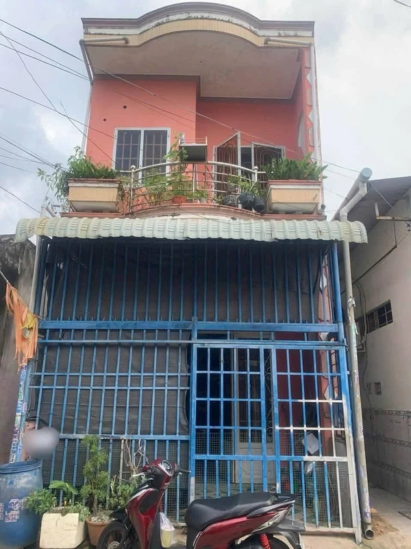 Bán nhà 1 trệt 1 lầu + 4 phòng trọ mặt tiền Lái Thiêu 143m2