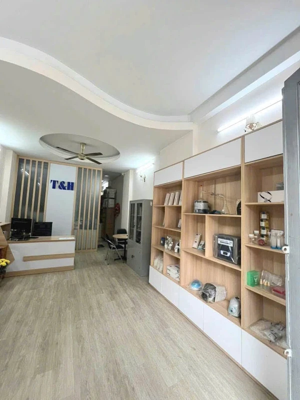 Cho thuê nhà nội bộ Tạ Quang Bửu 4x15m, 1 trệt 2 lầu, 4PN, 15 triệu/tháng, Phường 5 Quận 8