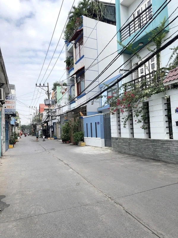 Bán lô đất 100m2 ngay chân cầu Trạm Bạc, Hải Phòng eaduat
