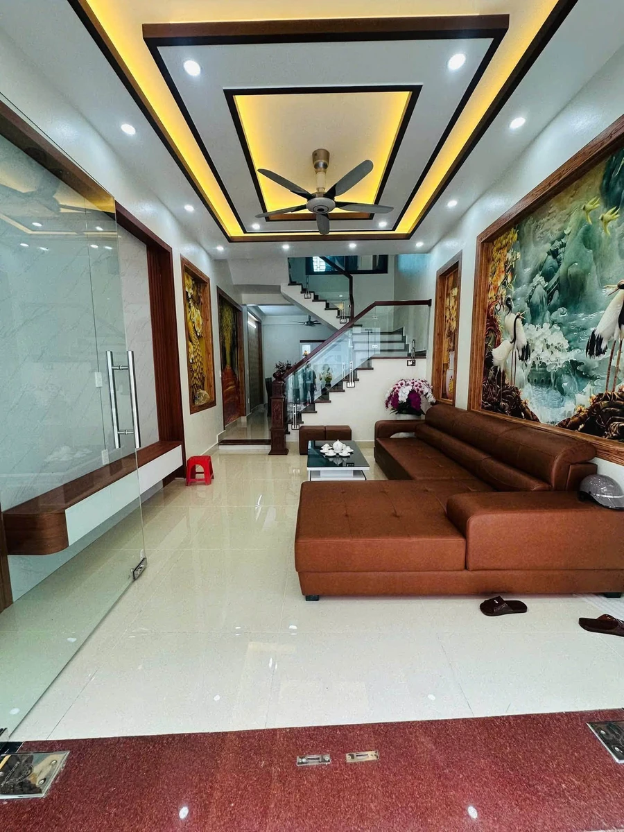 Bán nhà 4 tầng 42m² đầy đủ nội thất gần Trần Hưng Đạo, Quận 1 - Ảnh thu nhỏ 2