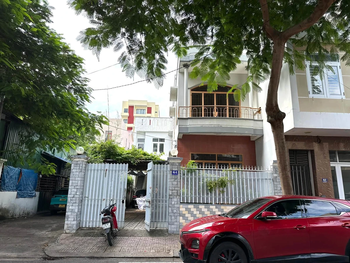 Bán lô góc 170m² mặt tiền Nguyễn Biểu Nha Trang, gần biển 26.5 tỷ - Ảnh 1