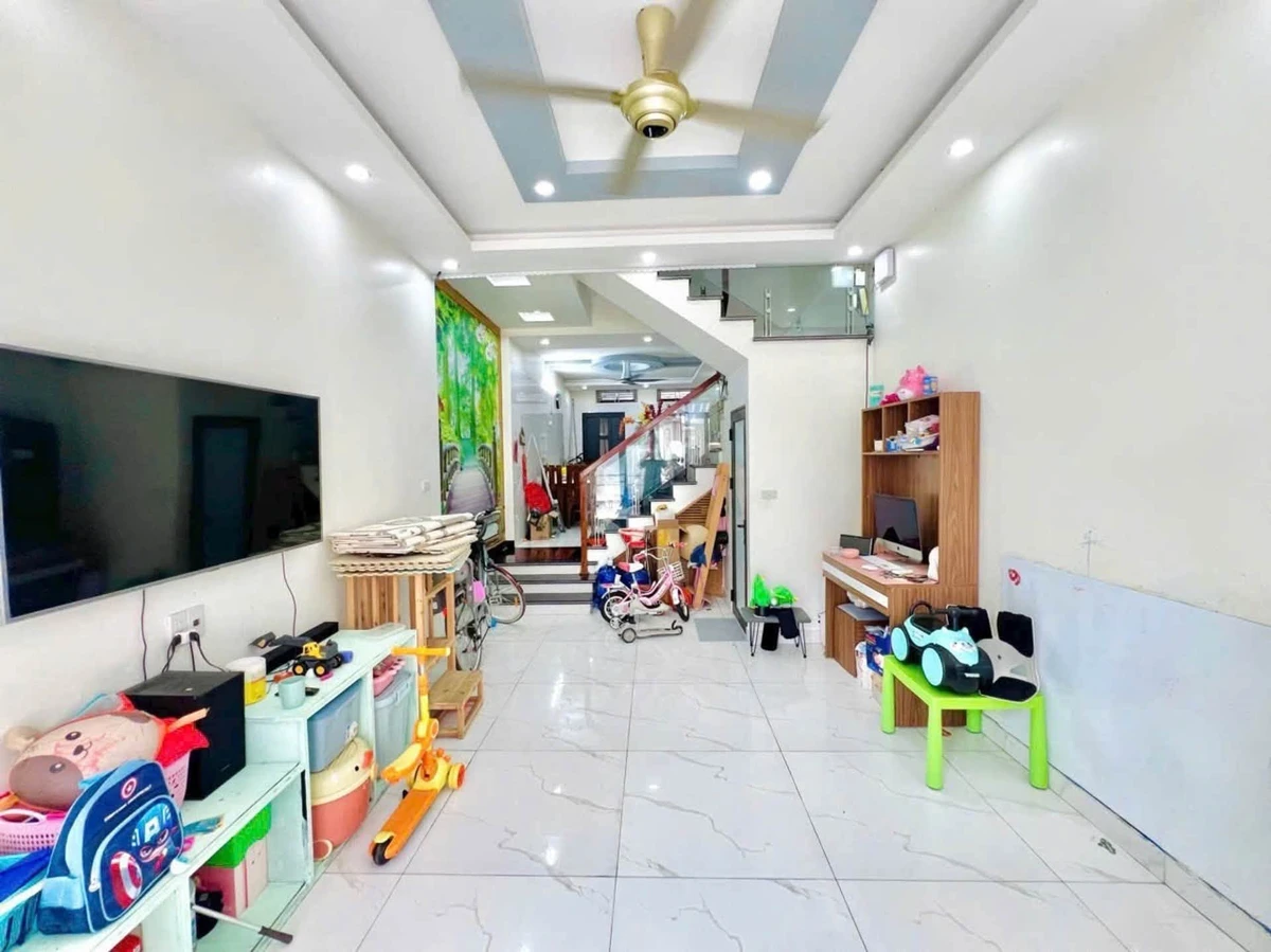 Bán nhà mặt đường Văn Cao 60m² 4 tầng 6,2 tỷ Tân Phú - Ảnh thu nhỏ 2