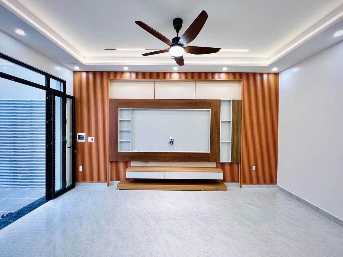 Nhà phố Hồ Sen 41m² 4 tầng 4PN sân cổng 4.25 tỷ - Ảnh thu nhỏ 3