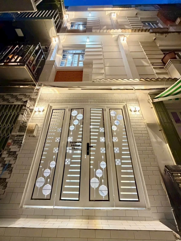 Bán nhà hẻm 3m, 24m², 3 phòng ngủ, Nhà Bè
