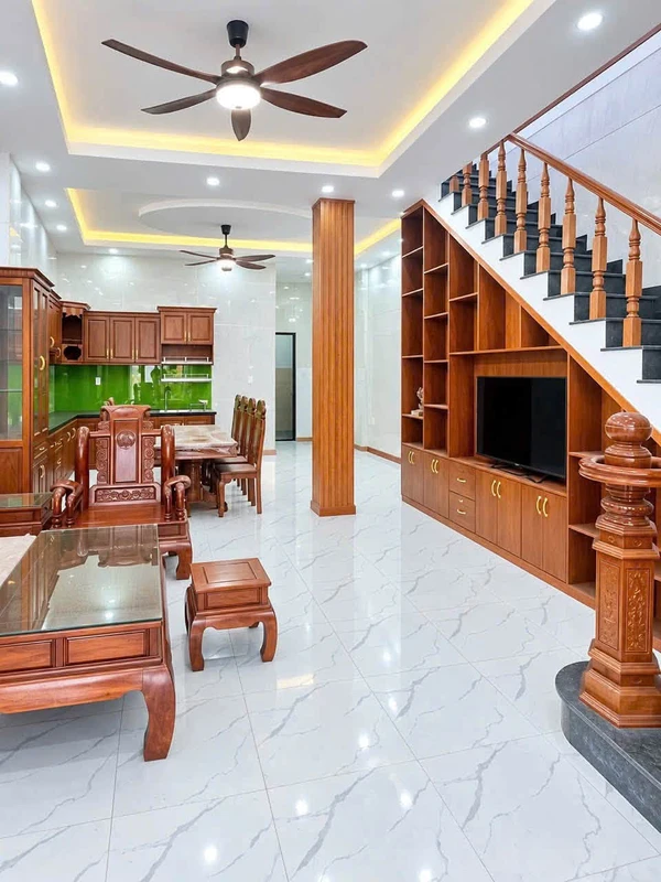Bán nhà sổ hồng riêng 120m² 4PN tại Bình Nhâm, Thuận An