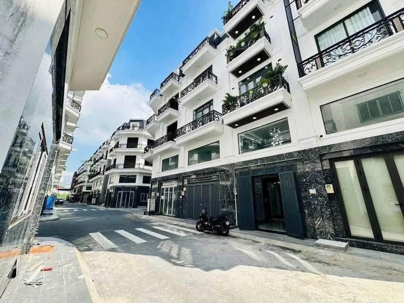 Cho thuê nhà nguyên căn 230m2, 4PN, Hà Huy Giáp, Thạnh Xuân, Quận 12 - 11 triệu/tháng