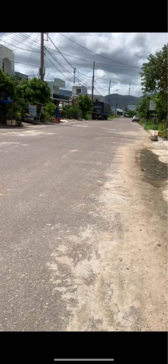 Bán đất mặt tiền Đào Tấn 80m2, gần Chợ Dinh, nhỉnh 2 tỷ - Ảnh thu nhỏ 2