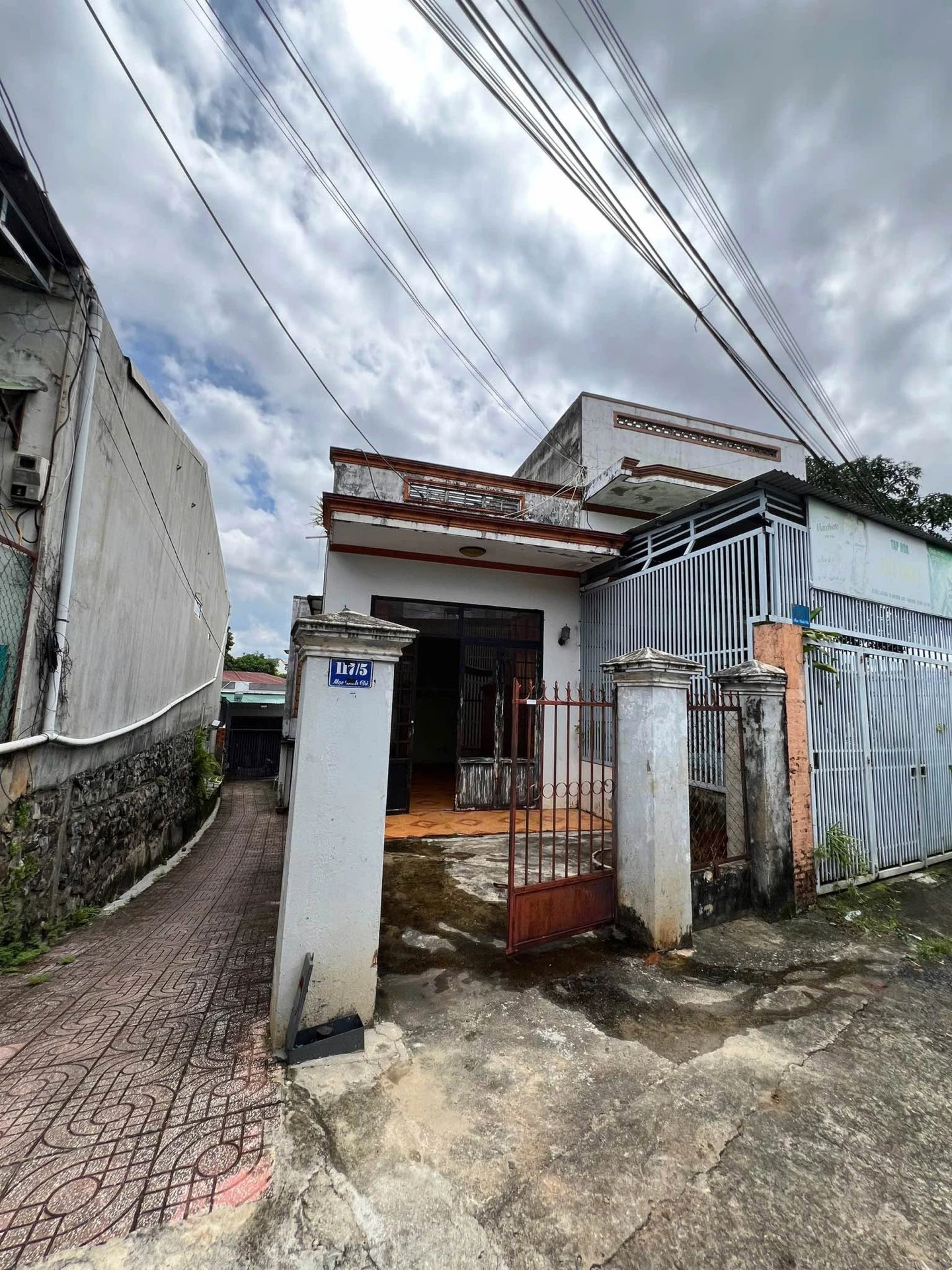 Bán nhà cấp 4 hẻm Mạc Đỉnh Chi 106m² 2,9 tỷ - Ảnh 1