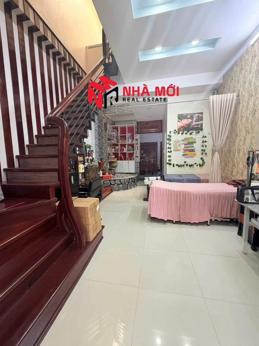 Bán nhà 1 trệt 1 lầu Cà Mau 96m² giá 3,4 tỷ - Ảnh thu nhỏ 3
