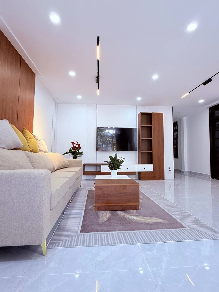 Bán nhà 2 tầng 130m² 4PN gần Trường Chinh 4.1 tỷ - Ảnh thu nhỏ 3