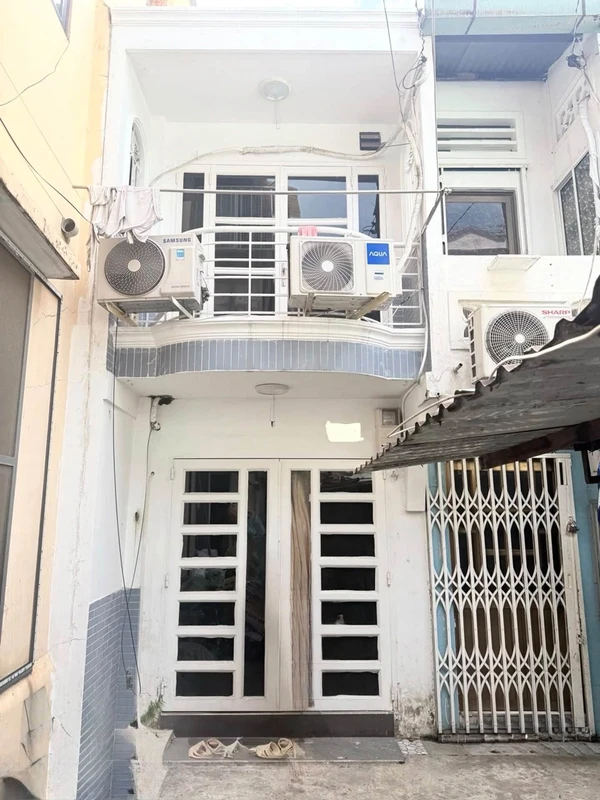 Bán nhà 2PN Buôn Ma Thuột 2,75 tỷ, 73m² lestgo