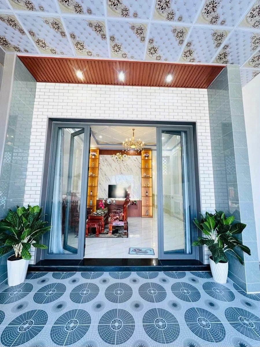 Bán nhà mặt tiền Nguyễn Huy Tưởng, Rạch Giá, An Giang, 100m², 2 PN - Ảnh thu nhỏ 3